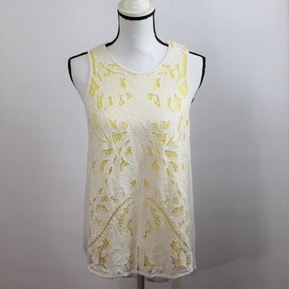 Anthropologie Akemi Filligree Yellow Lace Top S - Picture 2 of 8
